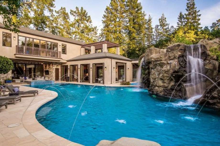 24 Hour Fitness founder Mark Mastrov is looking to spot a buyer for his Lafayette home. Photo: Realtor.com