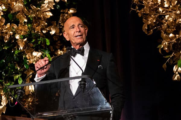 Thomas Barrack, who was the chairman of President Trump’s inauguration gala and has donated at least $721,000 to Mr. Trump or his political causes in the last year, has been unable to keep up with nearly $2 billion in Wall Street debt.