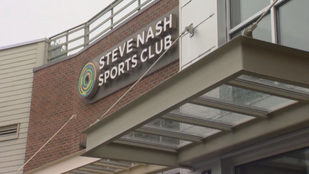Click to play video 'Coronavirus: Steve Nash Fitness World terminates B.C. staff'